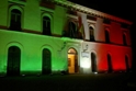 Il Tricolore sulla facciata del Palazzo Municipale di Grotte