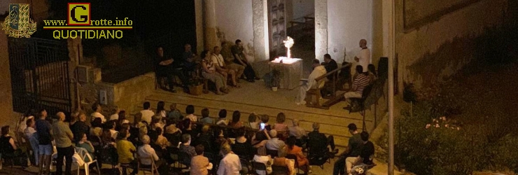 Adorazione eucaristica all'aperto presso la chiesa Madonna delle Grazie