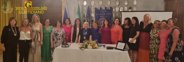 Passaggio della Campana all'Inner Wheel club di Agrigento